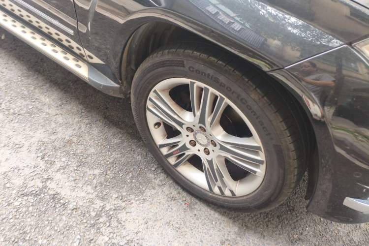 Used Mercedes-Benz GLK-Class 2014 GLK 260 4MATIC Dynamic Model Right Front Wheel Hub