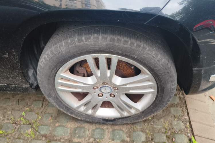 Used Mercedes-Benz GLK-Class 2014 GLK 200 Standard Model Right Front Wheel Hub