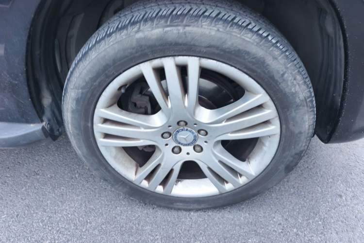 Used Mercedes-Benz GLK-Class 2014 GLK 260 4MATIC Dynamic Model Right Front Wheel Hub