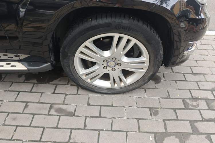 Used Mercedes-Benz GLK-Class 2014 GLK 260 4MATIC Dynamic Model Right Front Wheel Hub