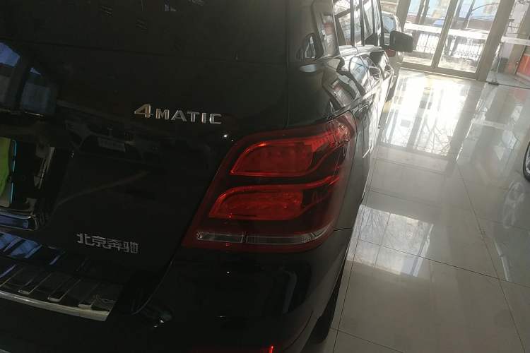 Used Mercedes-Benz GLK-Class 2014 GLK 200 Standard Model Right Rear Taillight