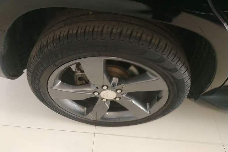 Used Mercedes-Benz GLK-Class 2014 GLK 200 Standard Model Right Rear Wheel Hub