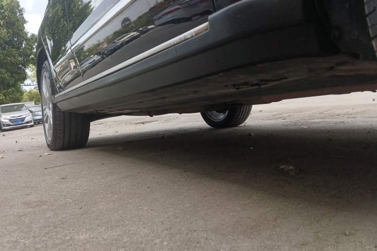 Used Mercedes-Benz GLK-Class 2014 GLK 200 Standard Model Right Side Sill