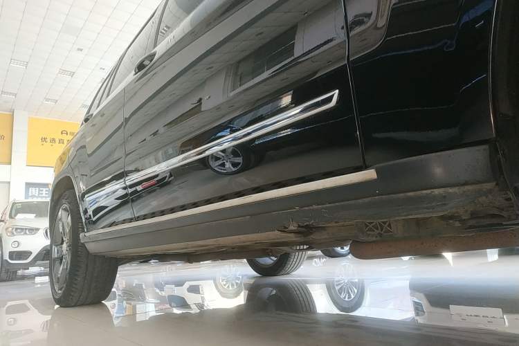 Used Mercedes-Benz GLK-Class 2014 GLK 200 Standard Model Right Side Sill