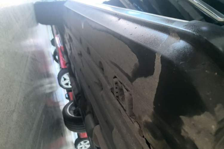 Used Mercedes-Benz GLK-Class 2014 GLK 200 Standard Model Right Side Sill