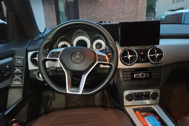 Used Mercedes-Benz GLK-Class 2014 GLK 200 Standard Model Steering Wheel