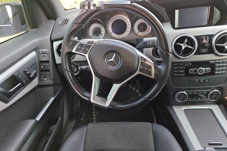 Used Mercedes-Benz GLK-Class 2014 GLK 200 Standard Model Steering Wheel
