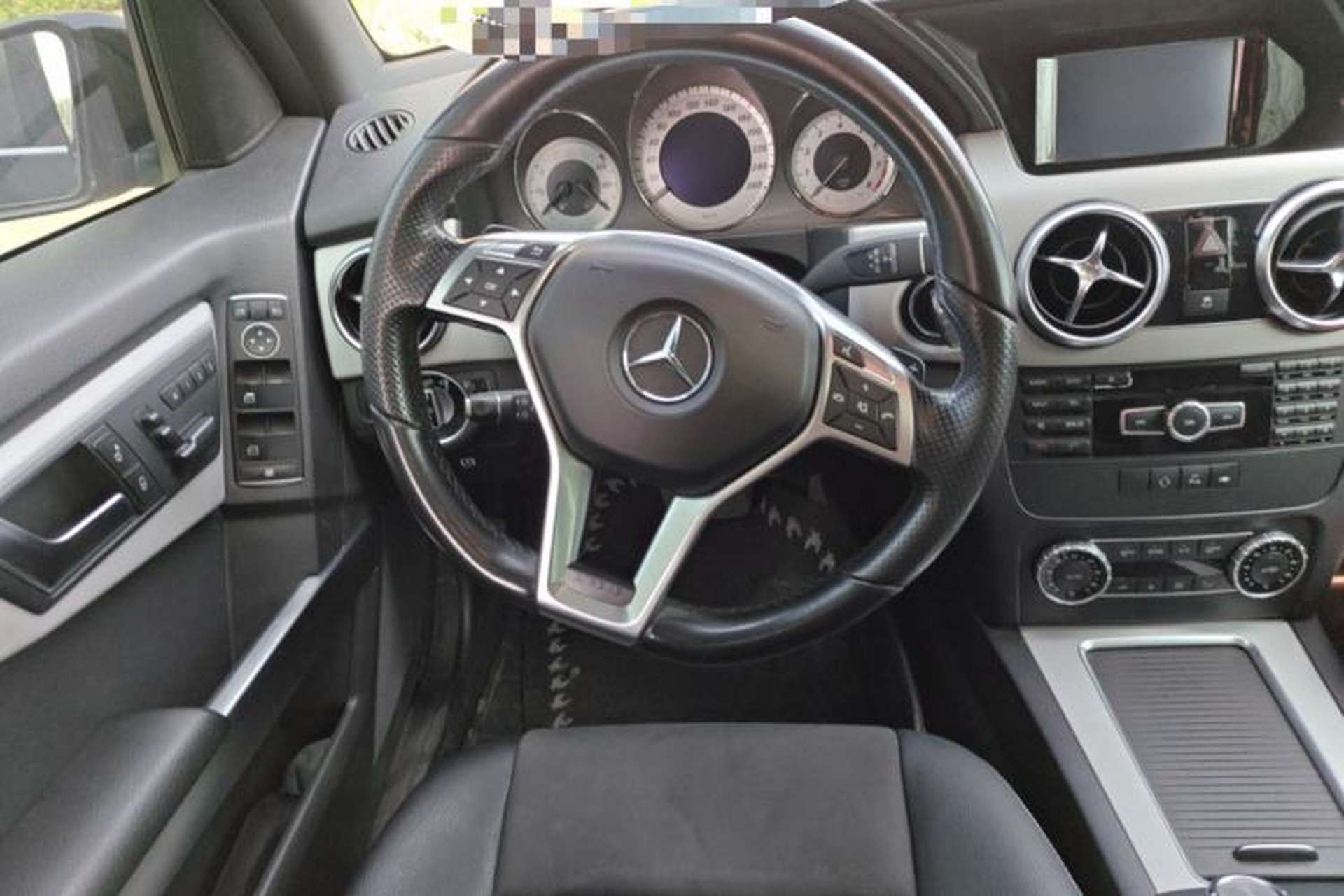 Used Mercedes-Benz GLK-Class 2014 GLK 200 Standard Model Steering Wheel
