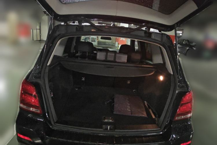 Used Mercedes-Benz GLK-Class 2014 GLK 260 4MATIC Dynamic Model Trunk