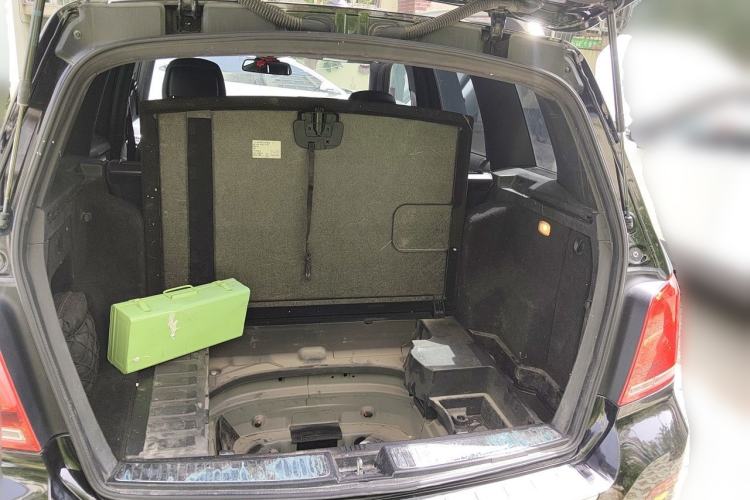 Used Mercedes-Benz GLK-Class 2014 GLK 200 Standard Model Trunk