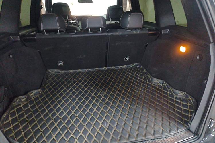 Used Mercedes-Benz GLK-Class 2014 GLK 200 Standard Model Trunk