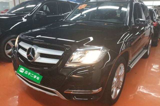 Ojetý Mercedes-Benz GLK-Class 2014 GLK 260 4MATIC Dynamic Model