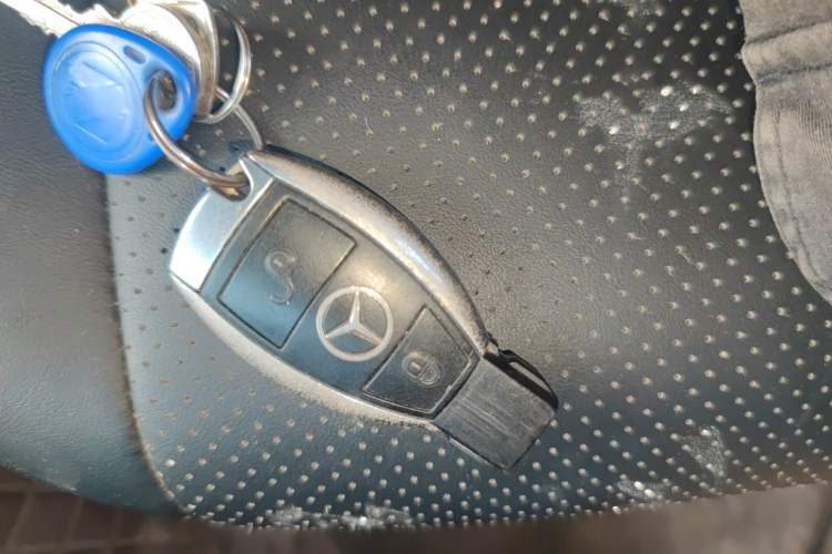 Used Mercedes-Benz GLK-Class 2014 GLK 260 4MATIC Dynamic Model Vehicle Key