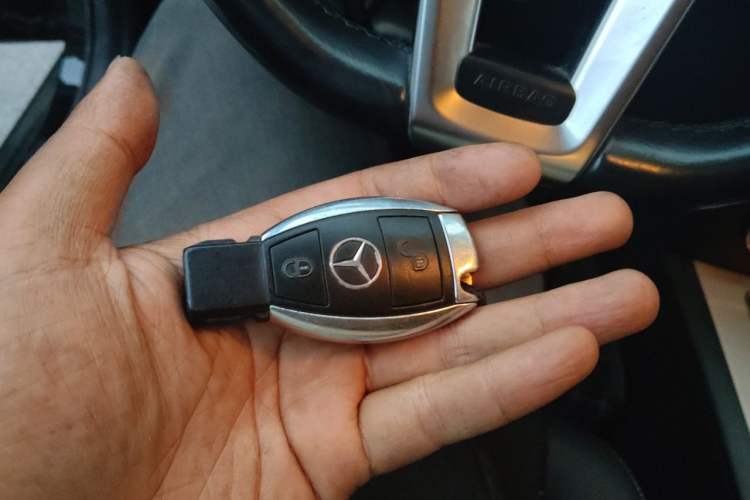 Used Mercedes-Benz GLK-Class 2014 GLK 200 Standard Model Vehicle Key