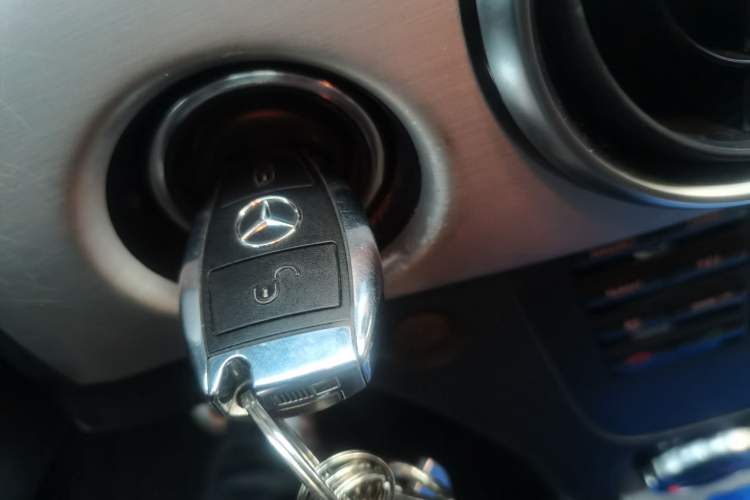 Used Mercedes-Benz GLK-Class 2014 GLK 260 4MATIC Dynamic Model Vehicle Key