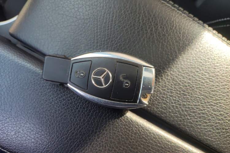 Used Mercedes-Benz GLK-Class 2014 GLK 200 Standard Model Vehicle Key
