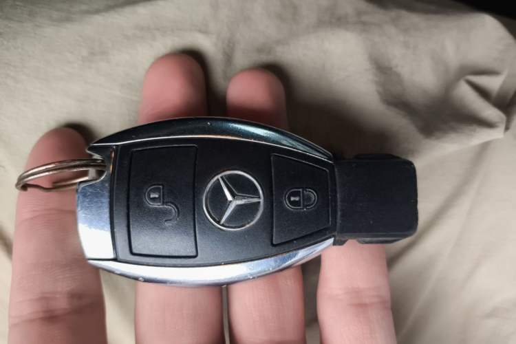 Used Mercedes-Benz GLK-Class 2014 GLK 200 Standard Model Vehicle Key