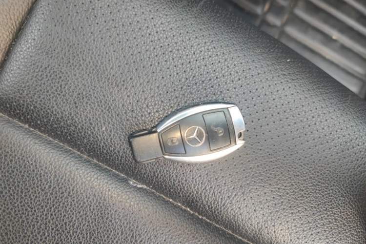 Used Mercedes-Benz GLK-Class 2014 GLK 260 4MATIC Dynamic Model Vehicle Key