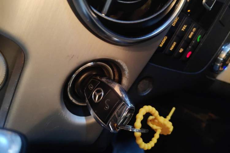 Used Mercedes-Benz GLK-Class 2014 GLK 260 4MATIC Dynamic Model Vehicle Key