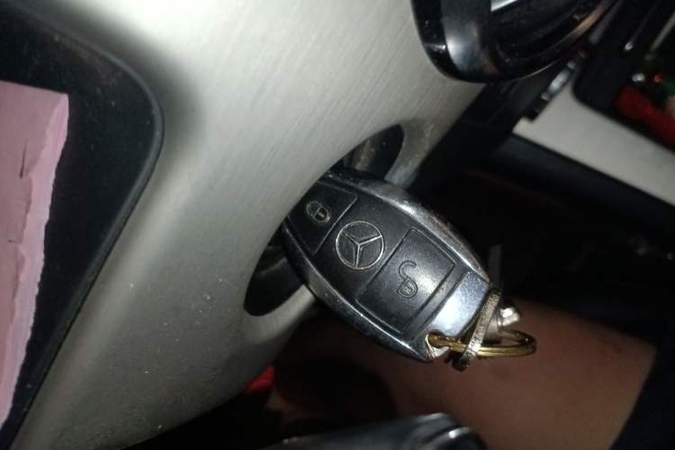 Used Mercedes-Benz GLK-Class 2014 GLK 260 4MATIC Dynamic Model Vehicle Key