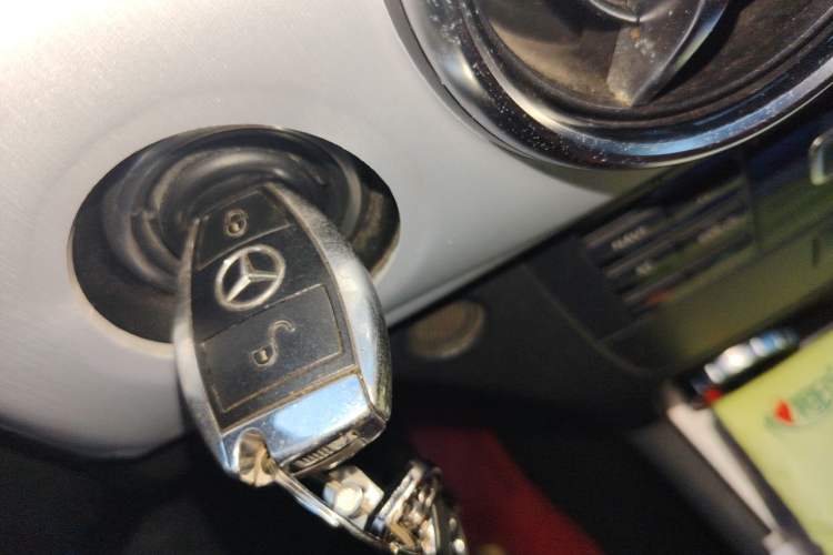 Used Mercedes-Benz GLK-Class 2014 GLK 200 Standard Model Vehicle Key