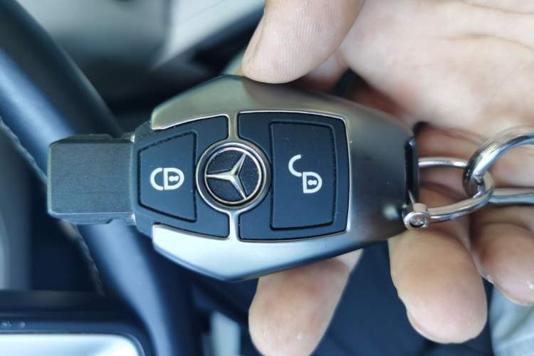 Used Mercedes-Benz GLK-Class 2014 GLK 260 4MATIC Dynamic Model Vehicle Key