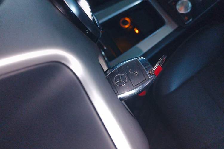 Used Mercedes-Benz GLK-Class 2014 GLK 200 Standard Model Vehicle Key