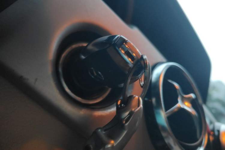 Used Mercedes-Benz GLK-Class 2014 GLK 260 4MATIC Dynamic Model Vehicle Key