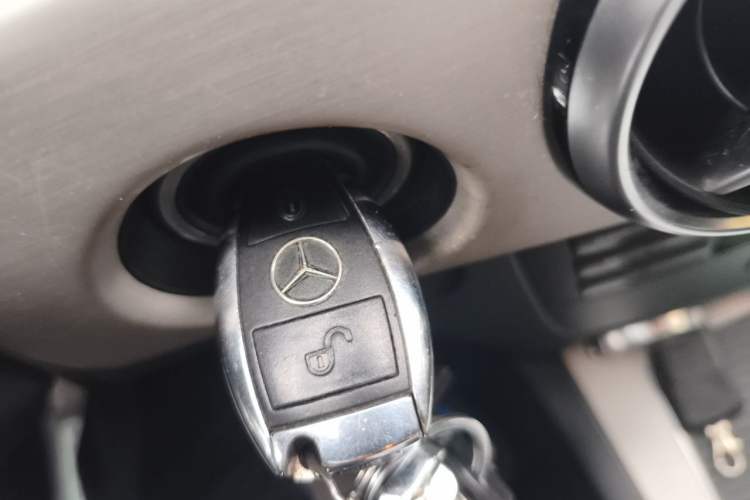 Used Mercedes-Benz GLK-Class 2014 GLK 200 Standard Model Vehicle Key