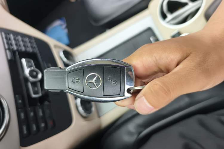 Used Mercedes-Benz GLK-Class 2014 GLK 260 4MATIC Dynamic Model Vehicle Key