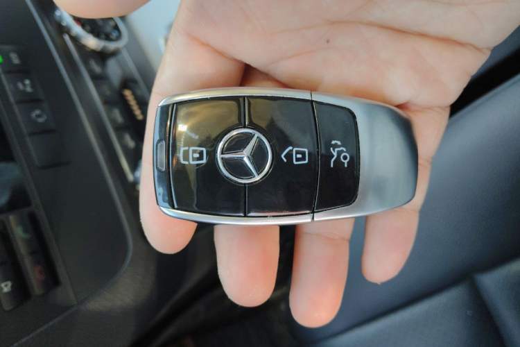 Used Mercedes-Benz GLK-Class 2014 GLK 260 4MATIC Dynamic Model Vehicle Key