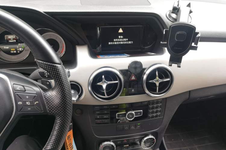 Used Mercedes-Benz GLK-Class 2014 GLK 260 4MATIC Dynamic Model Audio And AC Panel