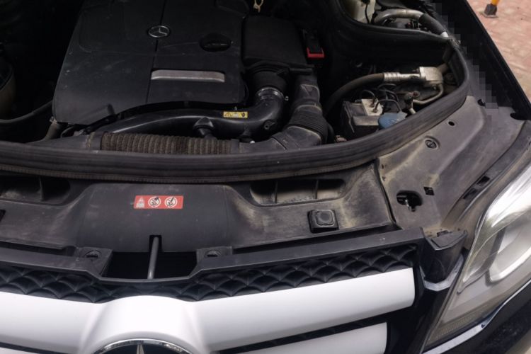 Used Mercedes-Benz GLK-Class 2014 GLK 260 4MATIC Dynamic Model Engine Bay Left