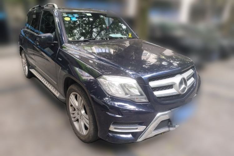 Used Mercedes-Benz GLK-Class 2014 GLK 260 4MATIC Dynamic Model Front Right 45 Deg