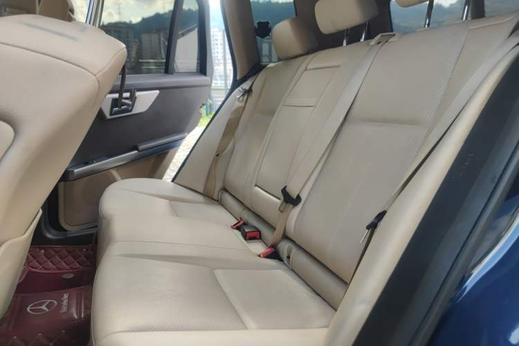 Used Mercedes-Benz GLK-Class 2014 GLK 260 4MATIC Dynamic Model Interior 4