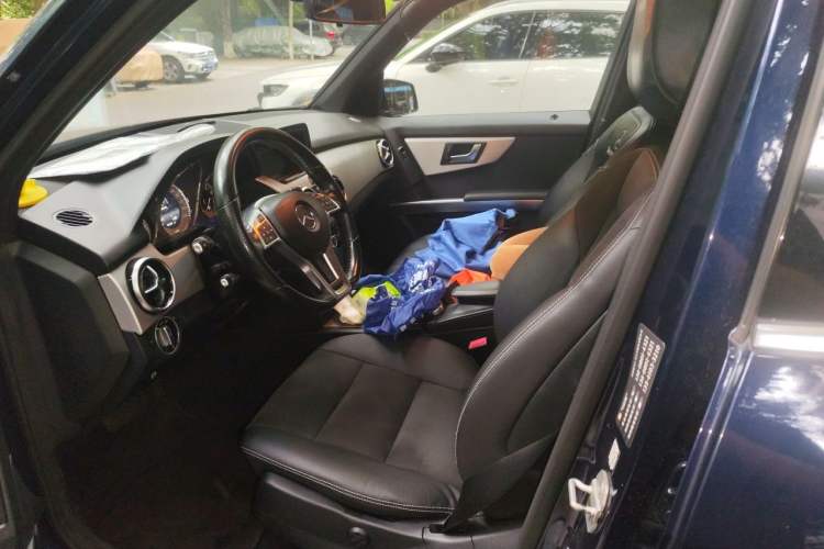 Used Mercedes-Benz GLK-Class 2014 GLK 260 4MATIC Dynamic Model Left Front Seat