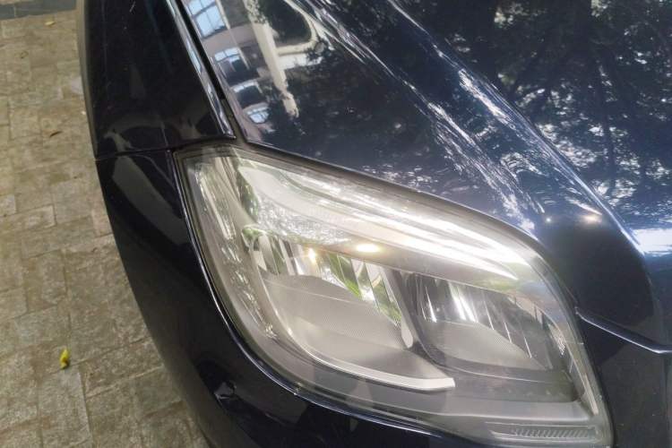 Used Mercedes-Benz GLK-Class 2014 GLK 260 4MATIC Dynamic Model Right Front Headlight