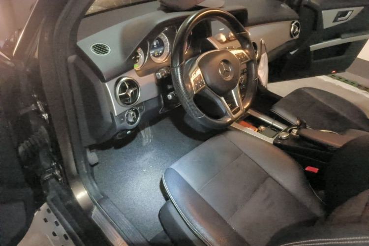 Used Mercedes-Benz GLK-Class 2014 GLK 200 Standard Model Driver Seat