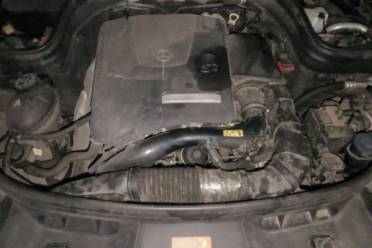 Used Mercedes-Benz GLK-Class 2014 GLK 200 Standard Model Engine Bay