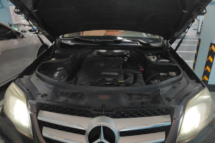 Used Mercedes-Benz GLK-Class 2014 GLK 260 4MATIC Dynamic Model Engine Bay