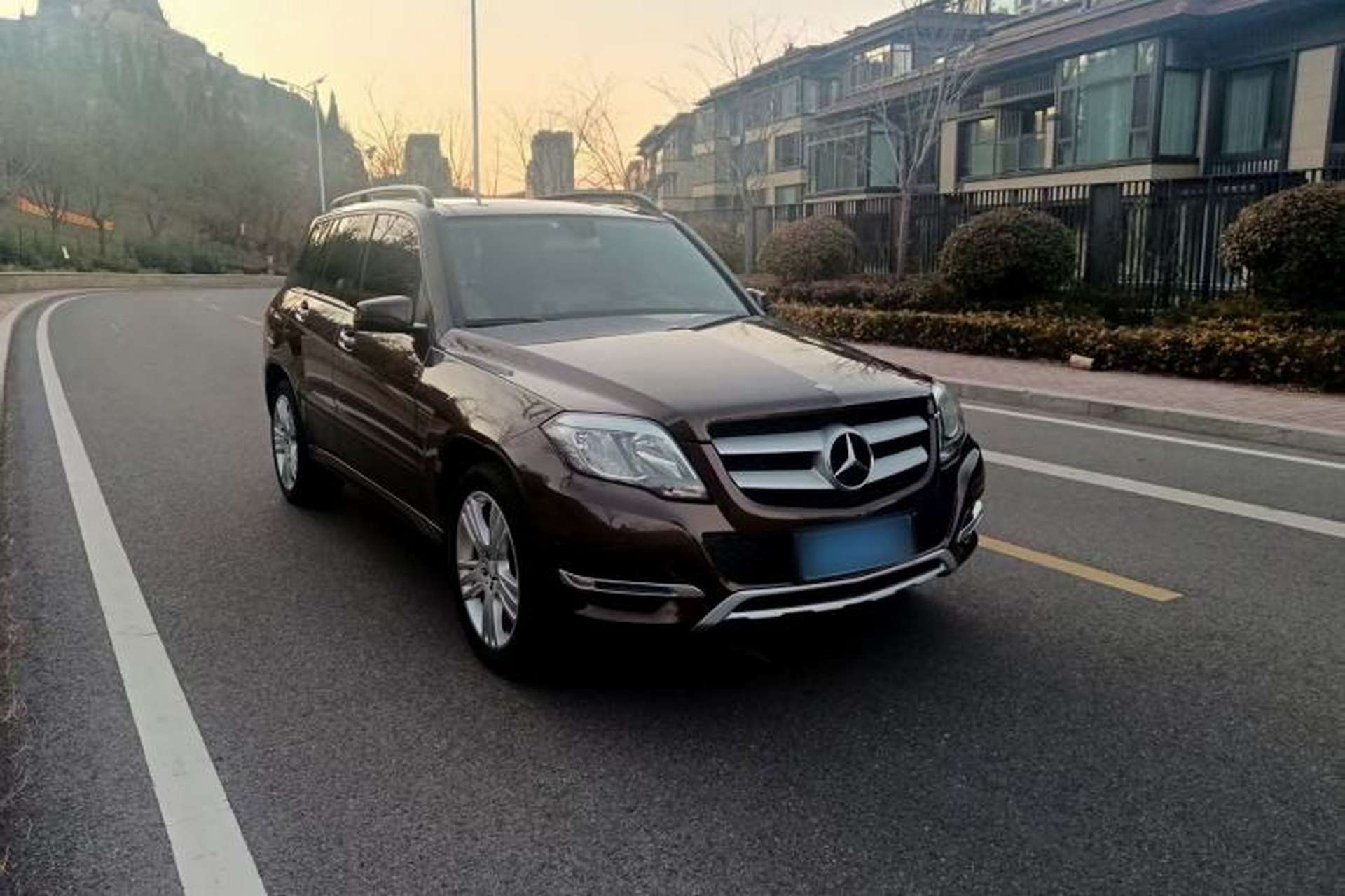 Used Mercedes-Benz GLK-Class 2014 GLK 260 4MATIC Dynamic Model Exterior 4