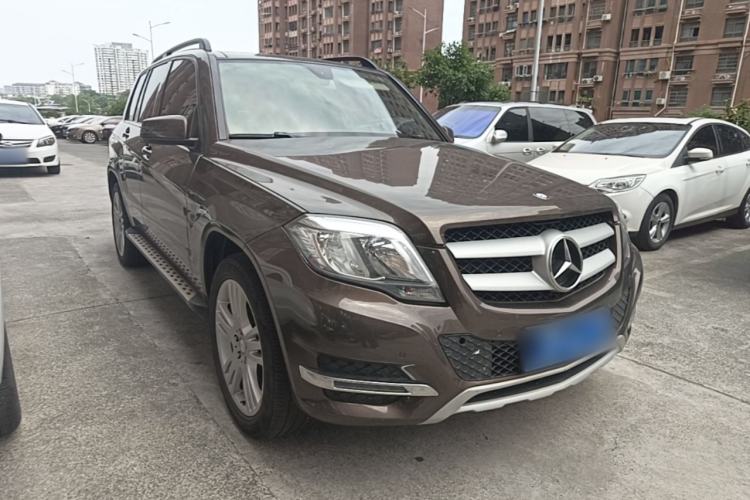Used Mercedes-Benz GLK-Class 2014 GLK 260 4MATIC Dynamic Model Front Right 45 Deg