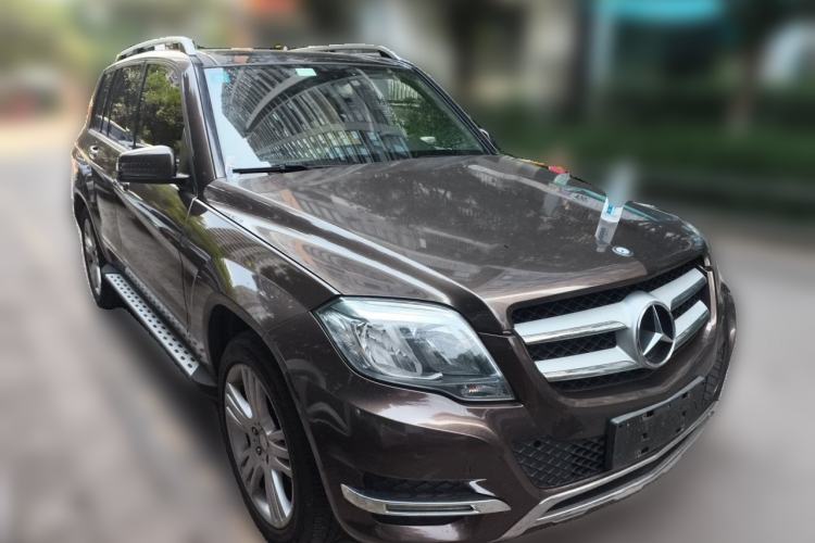 Used Mercedes-Benz GLK-Class 2014 GLK 200 Standard Model Front Right 45 Deg