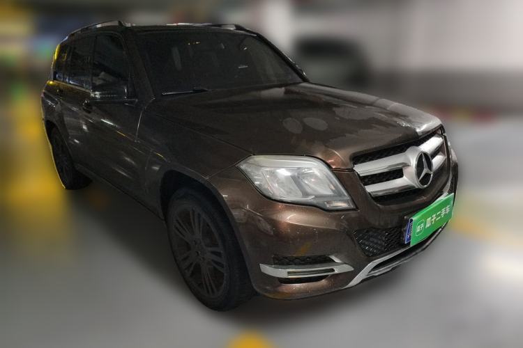 Used Mercedes-Benz GLK-Class 2014 GLK 200 Standard Model Front Right 45 Deg