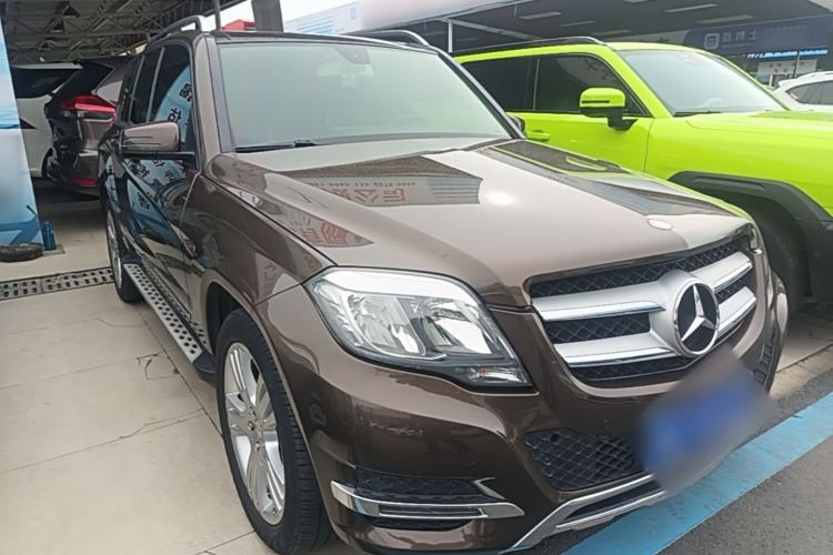 Used Mercedes-Benz GLK-Class 2014 GLK 200 Standard Model Front Right 45 Deg