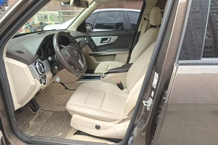 Used Mercedes-Benz GLK-Class 2014 GLK 260 4MATIC Dynamic Model Left Front Seat