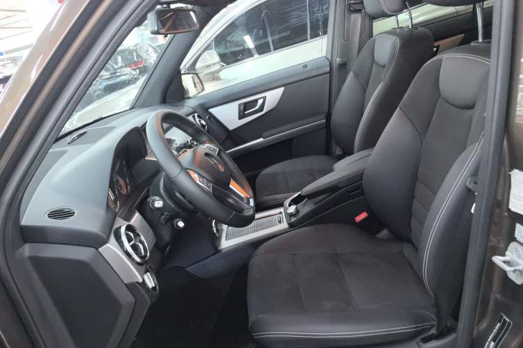 Used Mercedes-Benz GLK-Class 2014 GLK 200 Standard Model Left Front Seat