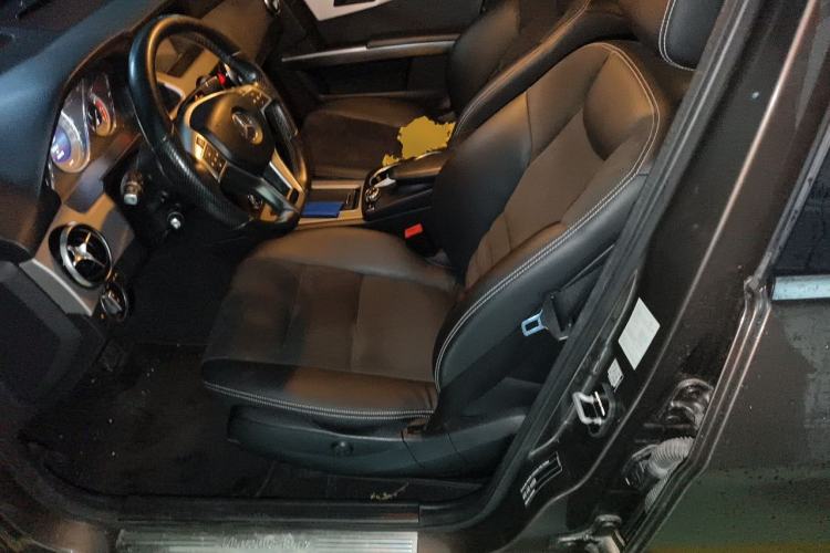 Used Mercedes-Benz GLK-Class 2014 GLK 200 Standard Model Left Front Seat