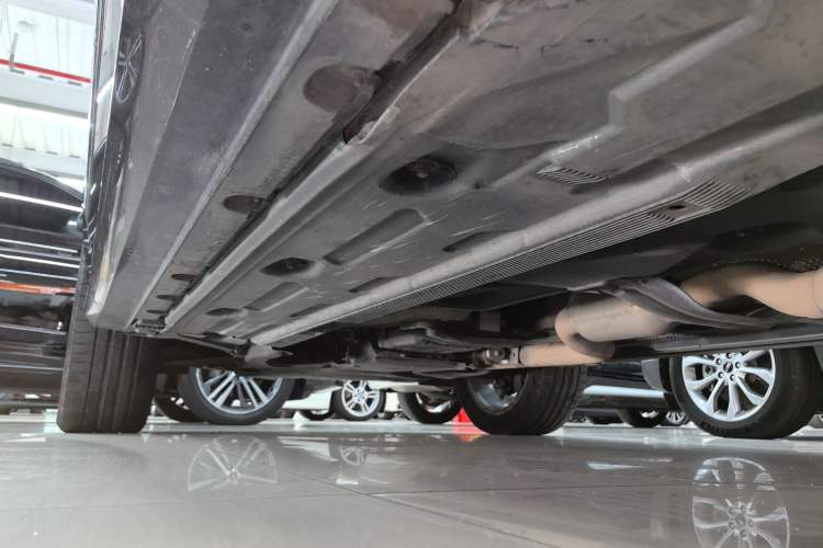 Used Mercedes-Benz GLK-Class 2014 GLK 200 Standard Model Left Side Sill