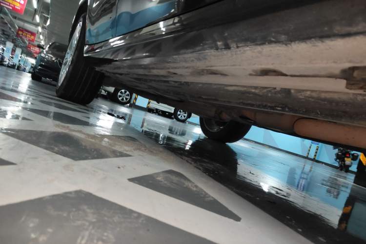 Used Mercedes-Benz GLK-Class 2014 GLK 260 4MATIC Dynamic Model Right Side Sill
